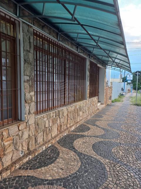 Salão para alugar em Valinhos, Vila Embaré, com 100 m²